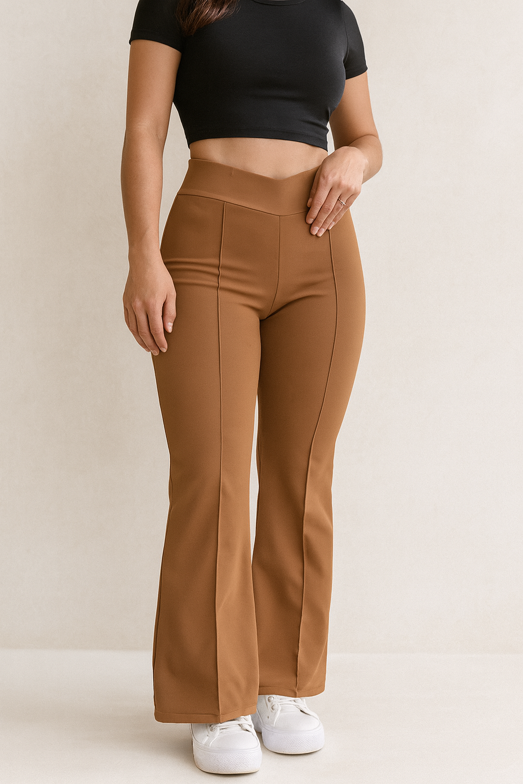 Pantalón Flare Lenora
